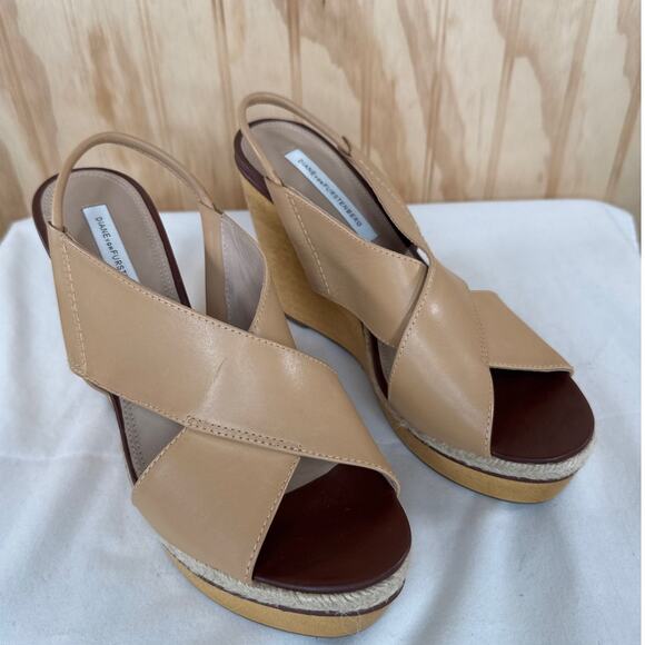 Diane von Furstenberg Tan Leather Cross Strap Slingback Wedge Sandals 7.5 - Picture 3 of 8